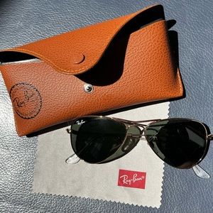 Ray Ban SMALL Aviators.52 mm RB3044 gold/green